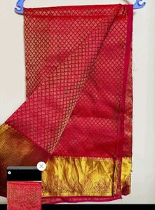 Fixed-Red Color Kanchi Pattu Silk Saree(no Blouse)
