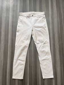 Off-White Skinny Jeans