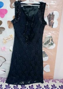Globus Elegant Black Lace Dress
