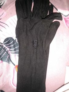 Black Gloves