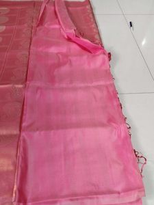Elegant Pink Paisley Saree