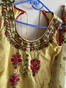 Last Chance To Buy! Vac Kurta With Pant And Dupatt