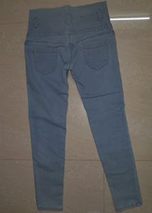 light blue skinny jeans