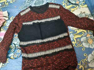 Stylish Knit Sweater in L 40 size for women