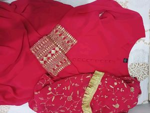 WOMEN Embrodairy Stright Kurta Set