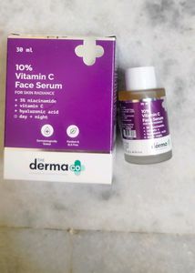 The Derma Co Vitamin C Serum