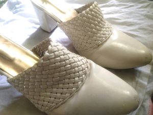 White Heel Women