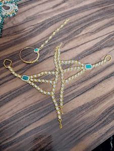 I Am Selling Bridal Jewellery Set