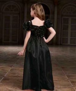 Elegant Black Dress