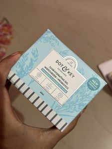 Dot &amp; Key Moisturizer