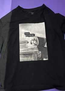 Black Dog Graphic Tee