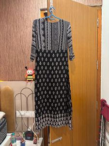 “Rangriti” Indie Black Gown (Almost 🆕)