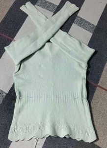 CUTE WARM SWEATER 💚