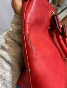 Beautiful Cherry Red Handbag🎈❤️💘