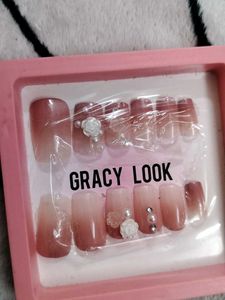 Gracy Look Press-On Toe Nails
