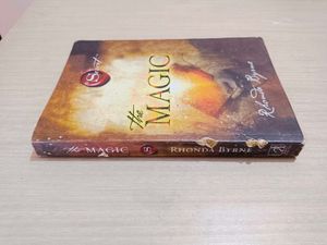 Set of 2 📚