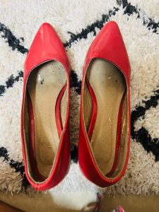 Dress Berry Pumps