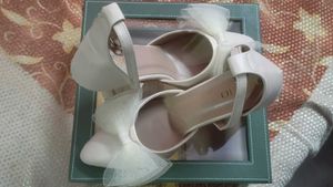 BEAUTIFUL BOW PENCIL HEELS