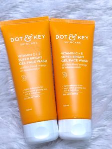 Combo Dot And Key Vitamin C Face Wash