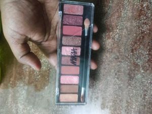 Nykaa Eyeshadow Palette