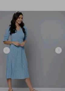 Floral Print Pleated Dress