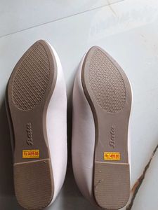 Bata White Bellies - New with Tag