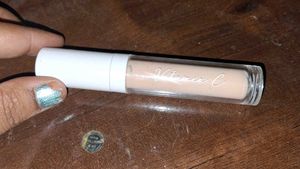 Mamaearth Concealer