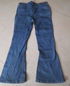Flare Jeans - Retro Style