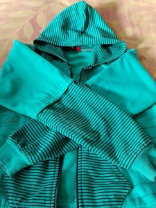Hoodie Type Sweater