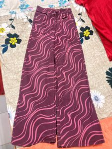 Patterned High-Waisted Jeans