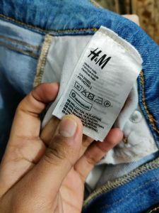 H&amp;M Ripped Jeans