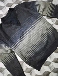 Korean Unisex V-neck Sweater