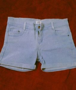 denim shorts light blue