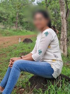 Floral Top &amp; Jeans