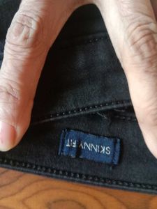 Girls....Black Jeans