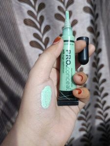 foundation and compact