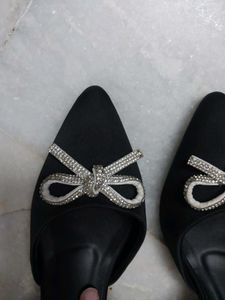 JM Looks Black Bow Kitten Heels