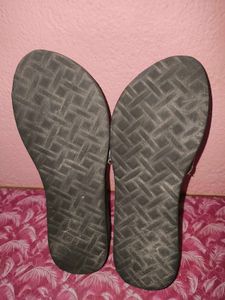 Women Flipflops &amp; Trained Slippers Sandals