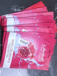 Pack Of 10 Lakme Blush &amp; Glow Sheet Mask