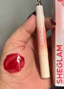 Sheglam Lip Booster Plumping Gloss :- Cherry Gleam