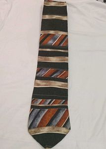 PURE SILK TIE