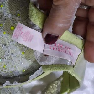 Victorias Secret Bra