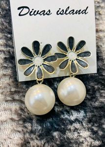 Flower Pearl Drop Earrings