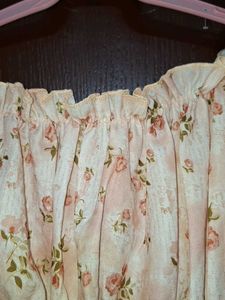 Floral Off-Shoulder Top(unused)
