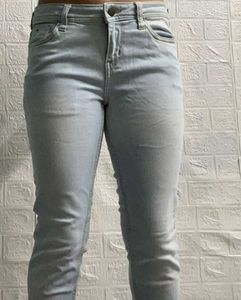 Skinny Light Wash Denim Jeans