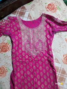 Pink &amp; Gold Embroidered Kurti