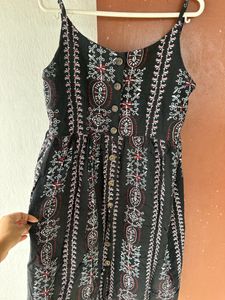 WOMEN PRINTED NOODLE STRAP DRESS