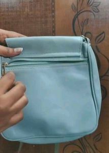 Pretty Sling Bag