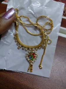 Vintage Rhinestone Floral Pendant Necklace