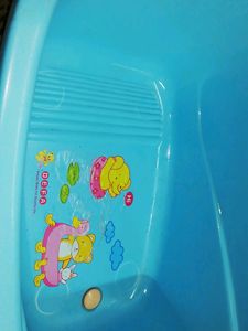 Baby Bathtub OFFER ONLY FOR NOW